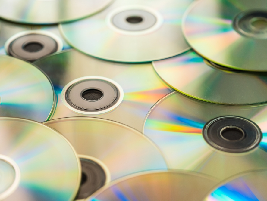 Минкомсвязи предложило отменить лицензии на издание DVD и CD
