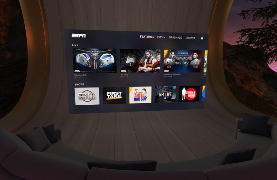 Sling TV становится первым vMVPD провайдером для VR-гарнитуры Oculus Go