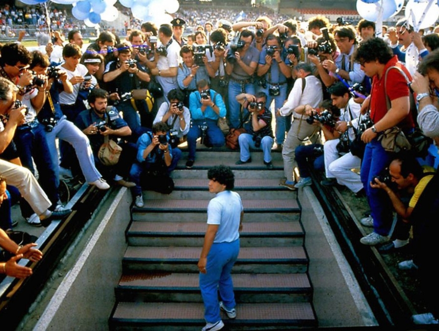 Опубликованы первые кадры нового документального фильма «Диего Марадона»