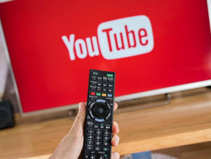 YouTube позволит рекламодателям ограничиться ТВ-экранами